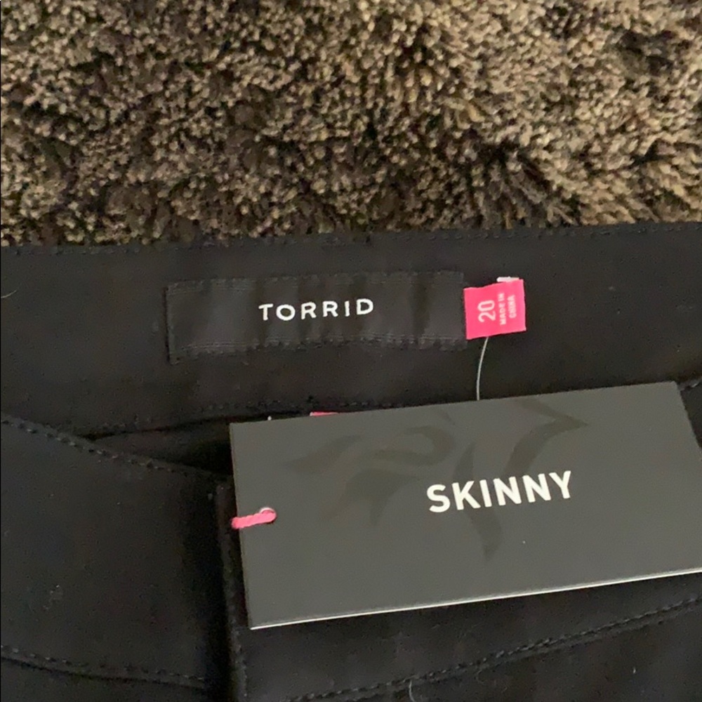 Torrid dress pants - Picture 2 of 3
